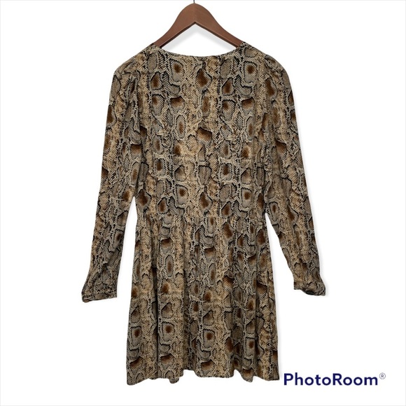 Zara trf snakeskin button up mid length swing dress Medium - Picture 8 of 8